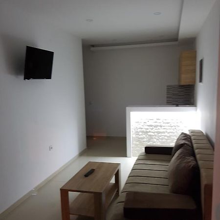 Avdiu Apartment อุลซิน ภายนอก รูปภาพ