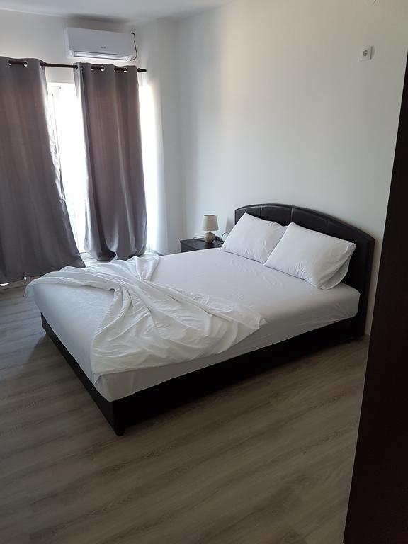 Avdiu Apartment อุลซิน ภายนอก รูปภาพ